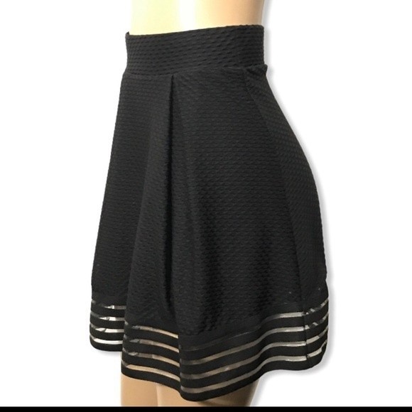 Material girl Skirt High waist pleated Mesh hem black - Picture 10 of 10